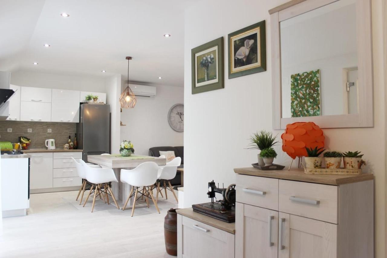 Dračevica Holiday Home Ela מראה חיצוני תמונה