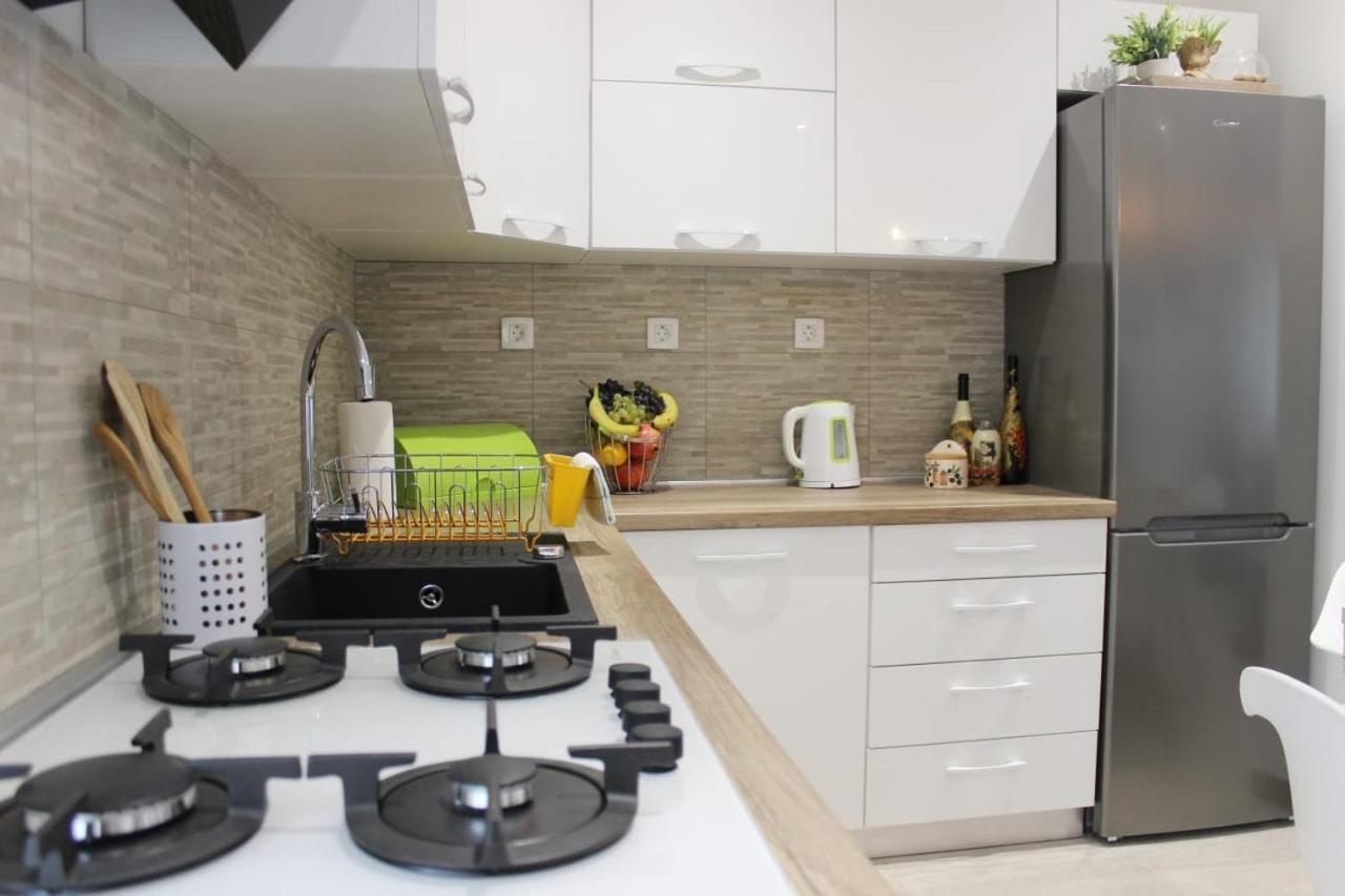 Dračevica Holiday Home Ela מראה חיצוני תמונה